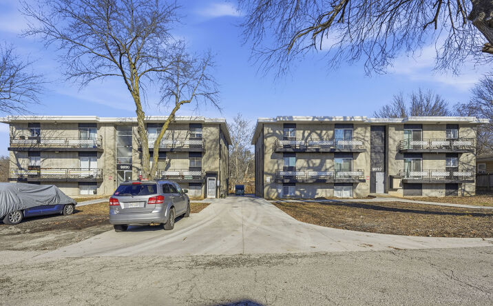 Pictures of Multifamily property located at 9930 E 36th St S, Independence, MO 64052 for sales - image #1