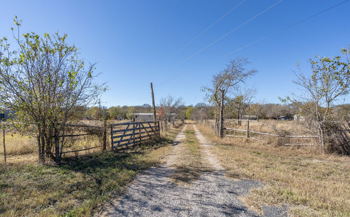 Pictures of Land property located at 138 River Rd, Liberty Hill, TX 78642 for sales - image #1