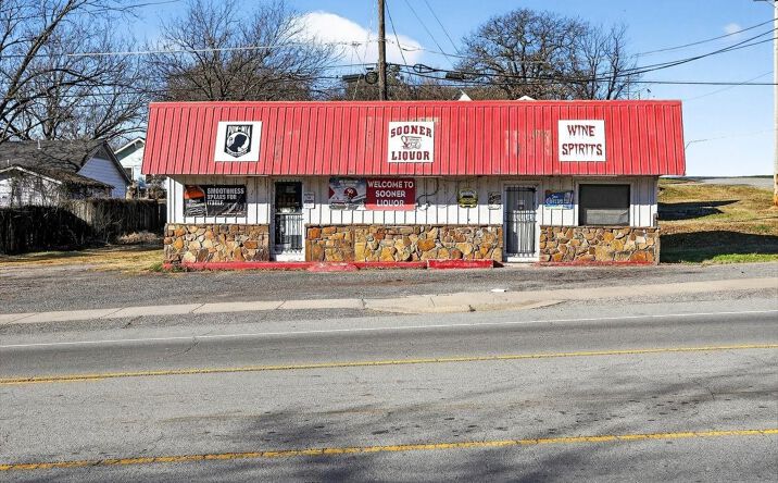Pictures of Business for Sale property located at 100 W 1st, Heavener, OK 74937 for sales - image #1
