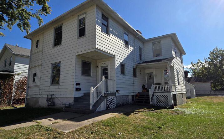 Pictures of Multifamily property located at 519 4TH Avenue S, Clinton, IA 52732 for sales - image #1