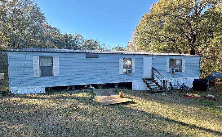 Pictures of Multifamily property located at 2614 Springhill Road, Bonifay, FL 32425 for sales - image #1