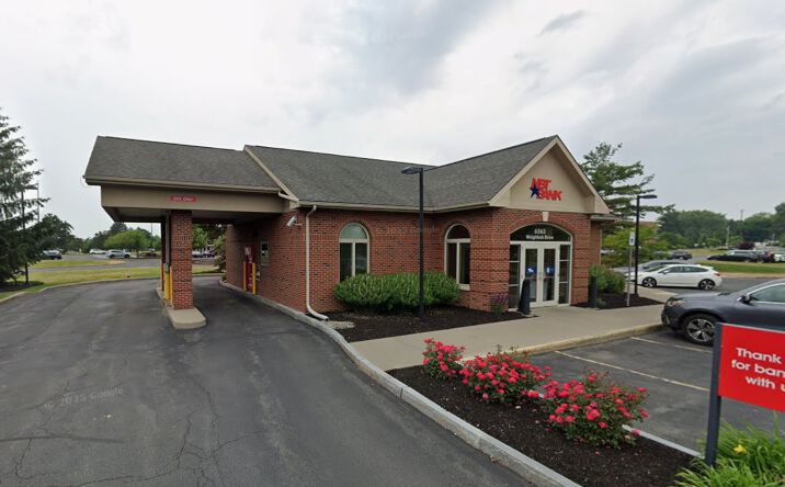 Pictures of Retail property located at 6563 Weighlock Dr, East Syracuse, NY 13057 for sales - image #1