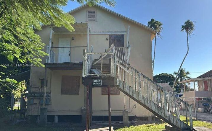 Pictures of Multifamily property located at 263 Carissa Dr, Pahokee, FL 33476 for sales - image #1