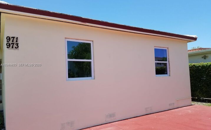 Pictures of Multifamily property located at 971 79th Ter, Miami Beach, FL 33141 for sales - image #1