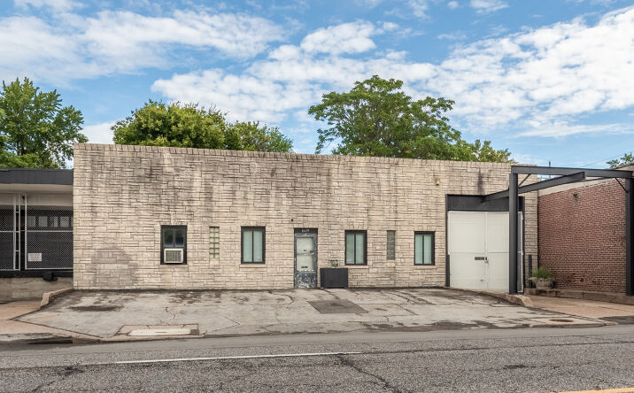 Pictures of Industrial, Office property located at 6609 Olive Blvd, University City, MO 63130 for sales - image #1