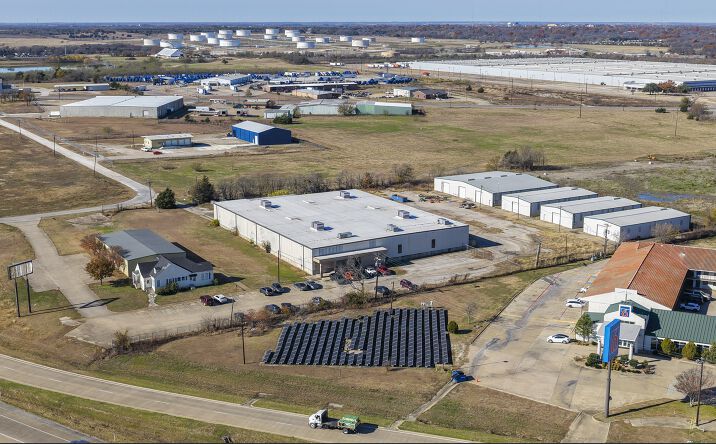Pictures of Industrial property located at 2030 Haggar St, Corsicana, TX 75110 for sales - image #1