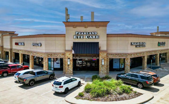 image of property at 8498 S SAM HOUSTON PKWY E Houston TX 77075-4891