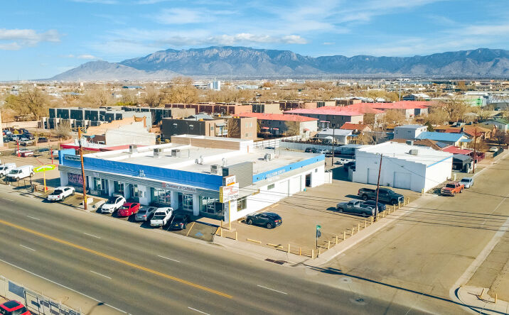 Pictures of Retail, Mixed Use property located at 4200 4th St NW, Albuquerque, NM 87107 for sales - image #1