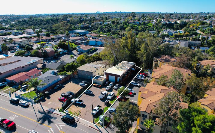 Pictures of Multifamily property located at 3670 Altadena Ave, San Diego, CA 92105 for sales - image #1