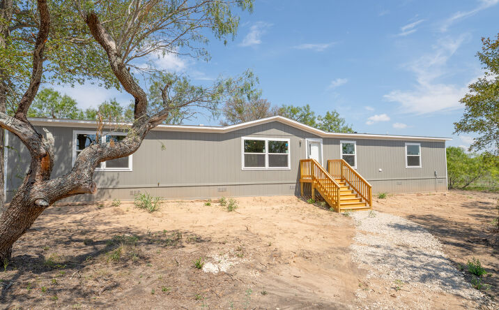Pictures of Land property located at 160 Brinley Mae Wy, Lockhart, TX 78644 for sales - image #1