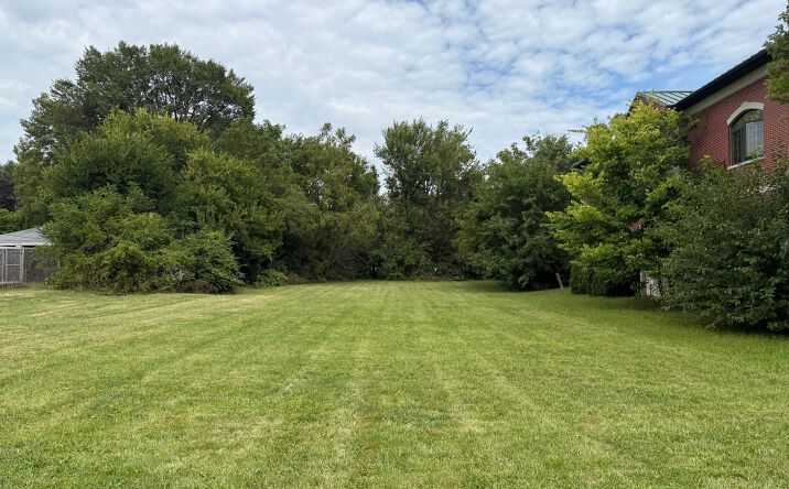 Pictures of Land property located at 1632 Ogden Ave, Lisle, IL 60532 for sales - image #1