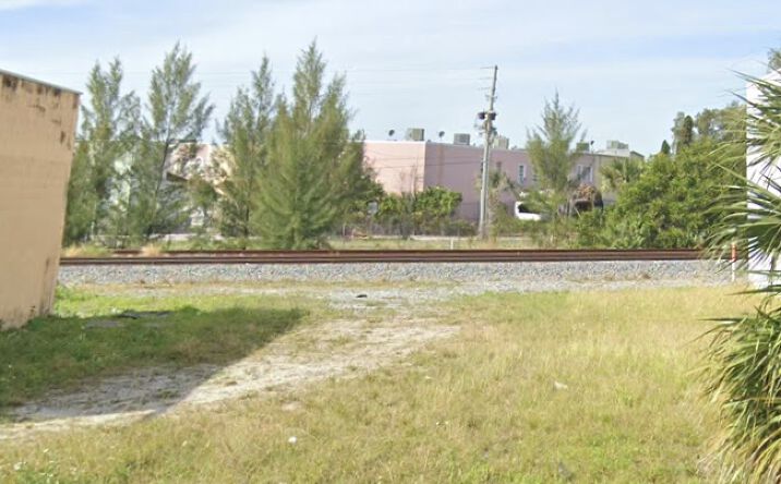 Pictures of Land property located at 2731 Pinewood Ave, West Palm Beach, FL 33407 for sales - image #1