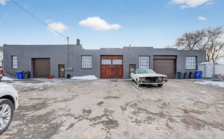 Pictures of Industrial property located at 134 Sterry St, Pawtucket, RI 02860 for sales - image #1