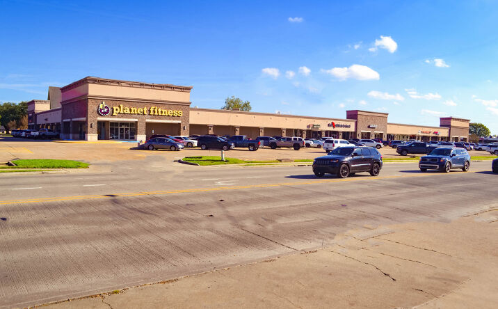 Pictures of Retail property located at Youree Drive & Southfield Road, Shreveport, LA 71105 for sales - image #1