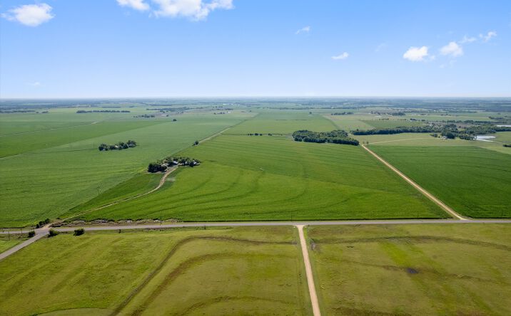 Pictures of Land property located at 1701 Co Rd 424, Taylor, TX 76574 for sales - image #1