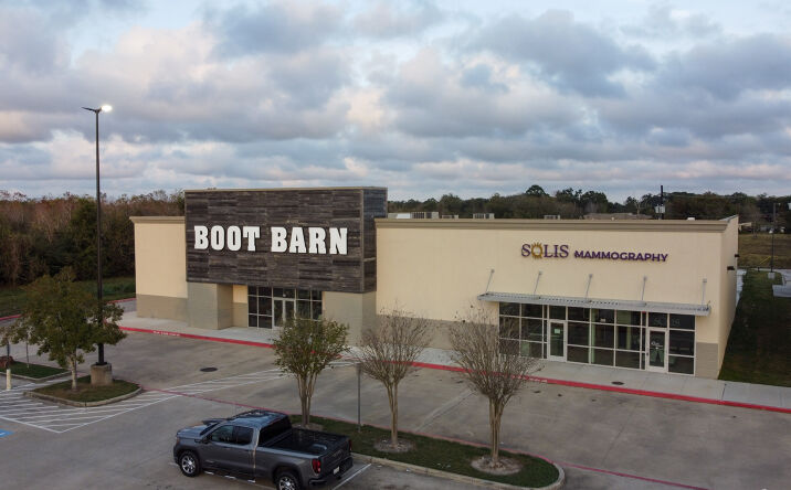 Pictures of Retail property located at N Bypass 35, Alvin, TX 77511 for sales - image #1