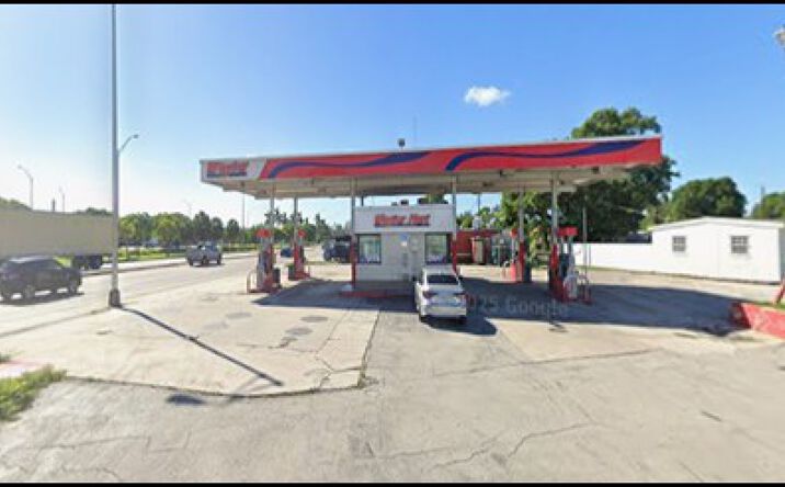 Pictures of Business for Sale, Retail property located at 14126 NW 27th Ave, Opa-Locka, FL 33054 for sales - image #1