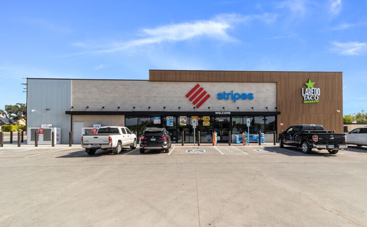 Pictures of Retail property located at 3501 S Cage Blvd, Pharr, TX 78577 for sales - image #1