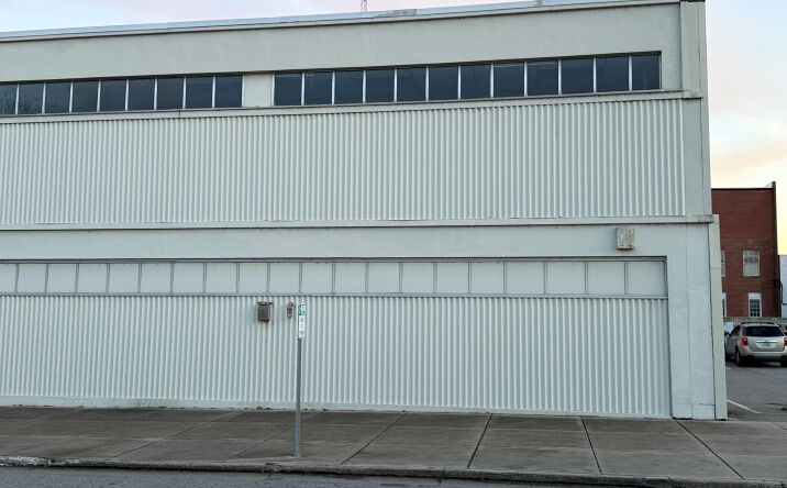 Pictures of Retail property located at 410 St Andrew St, Tarboro, NC 27886 for sales - image #1