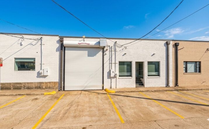 Pictures of Industrial, Office, Retail property located at 2007 & 2009 Farrington St, Dallas, TX 75207 for sales - image #1