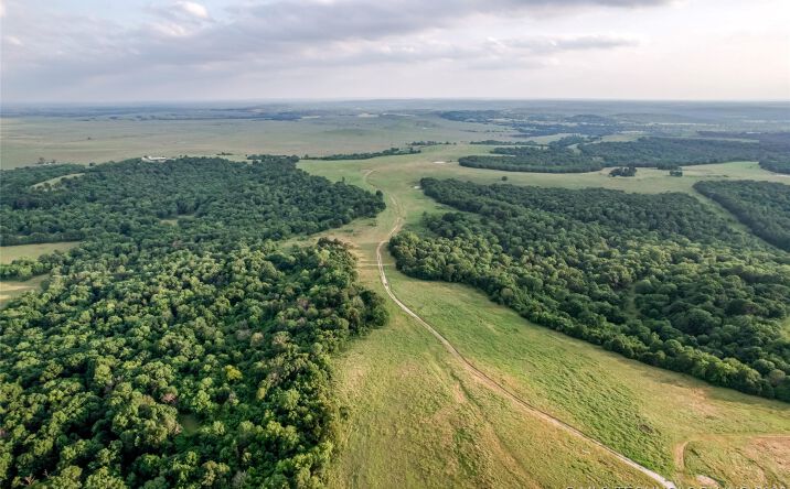 Pictures of Land property located at 394591 W 3350 Road, Ramona, OK 74061 for sales - image #1