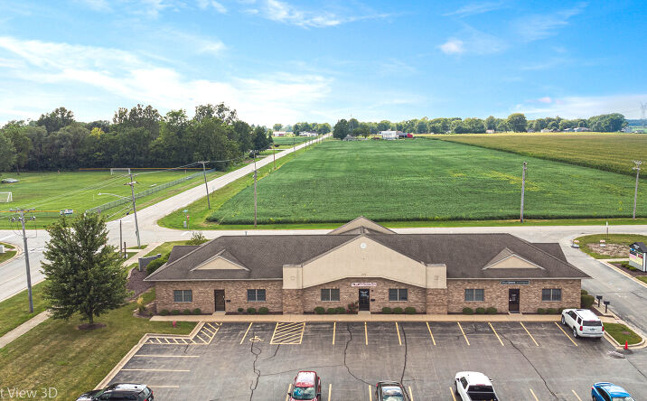 Pictures of Office property located at 4, Coal City, IL 60416 for sales - image #1