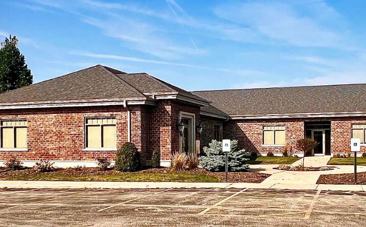 Pictures of Office property located at 900 W College Ave, Appleton, WI 54914 for sales - image #1