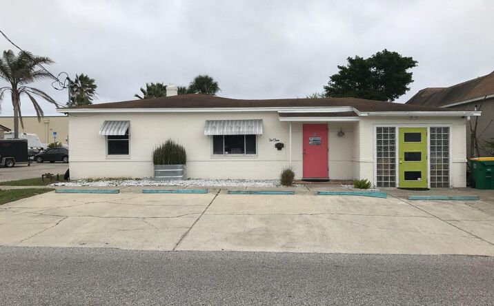 Pictures of Business for Sale property located at 611 4TH Street N, Jacksonville Beach, FL 32250 for sales - image #1