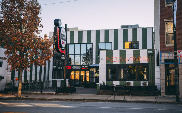 Pictures of Retail property located at 2109 W Chicago Ave, Chicago, IL 60622 for sales - image #1