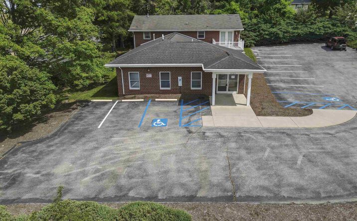 Pictures of Office property located at 1201 Elm St NE, Christiansburg, VA 24073 for sales - image #1