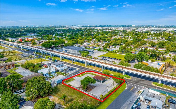 Pictures of Land property located at 6801 NW 27th Ave, Miami, FL 33147 for sales - image #1