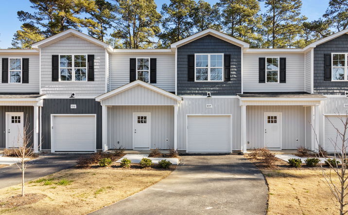 Pictures of Multifamily property located at 1010 Laurel St, Fayetteville, NC 28303 for sales - image #1
