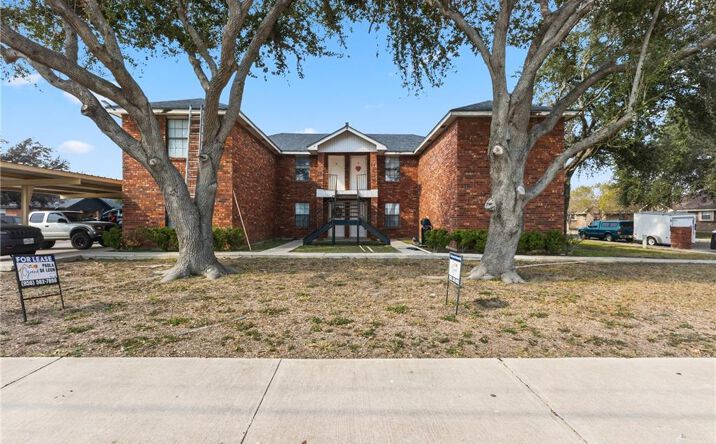 Pictures of Multifamily property located at 1918 Angus Street N, Mission, TX 78572 for sales - image #1