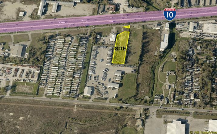 Pictures of Land property located at 15550 E Freeway Service Rd, Channelview, TX 77530 for sales - image #1