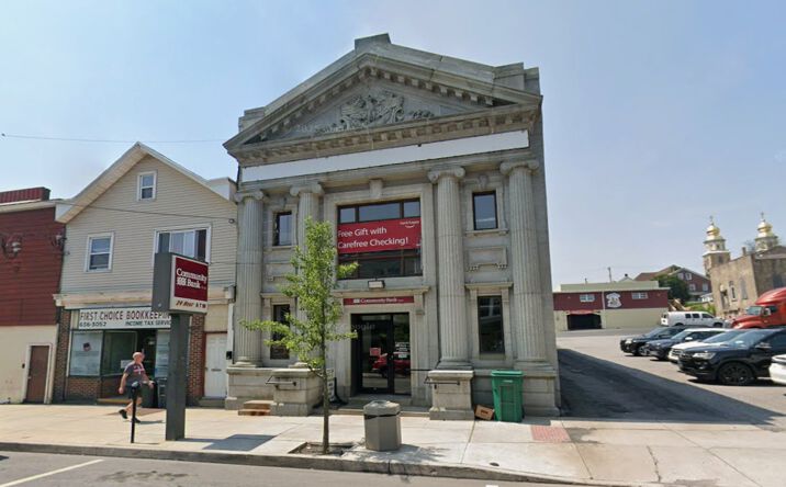 Pictures of Retail property located at 620 Centre St, Freeland, PA 18224 for sales - image #1