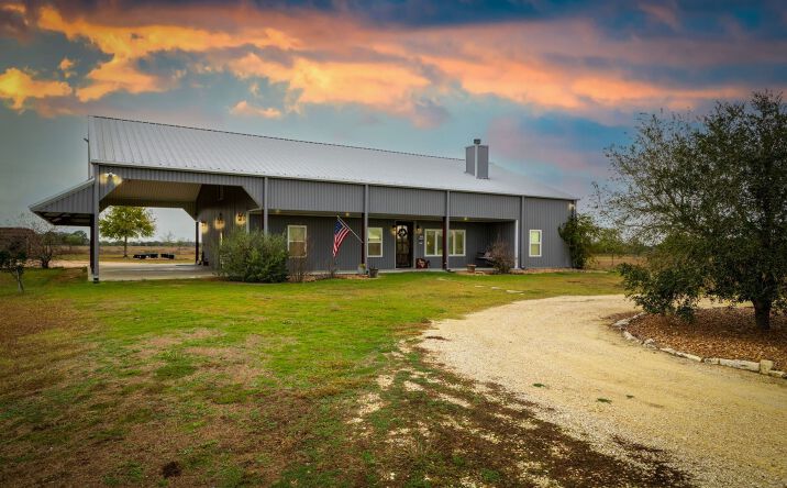 Pictures of Land property located at 1138 Creekside Lane, Weimar, TX 78962 for sales - image #1