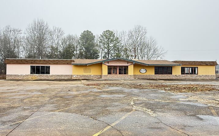 Pictures of Mixed Use, Retail property located at 811 North 2nd Street, Booneville, MS 38829 for sales - image #1