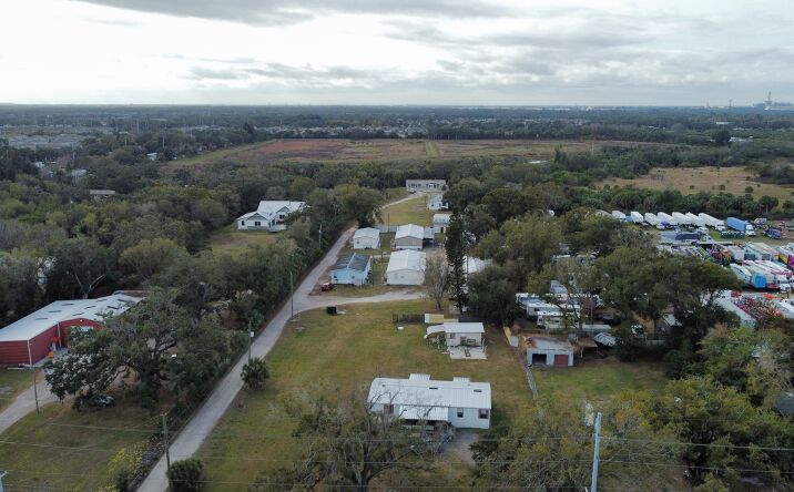 Pictures of Mobile Home Park property located at 10850 Cozarts Chalet Dr, Gibsonton, FL 33534 for sales - image #1