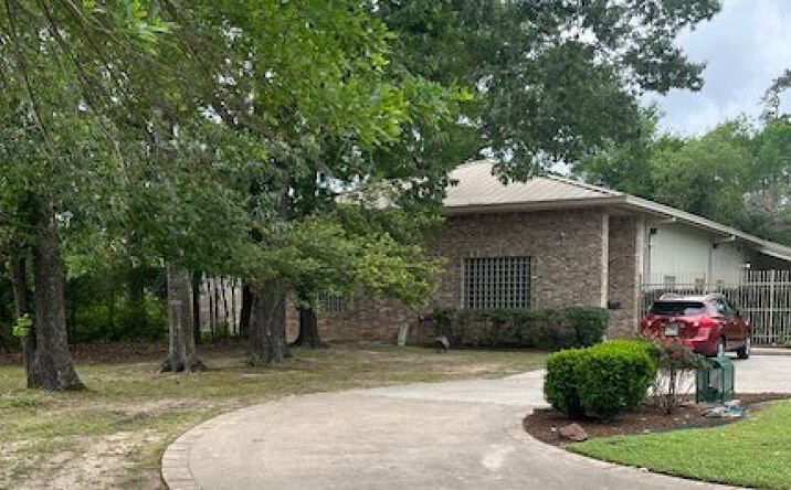Pictures of Office property located at 22499 Imperial Valley Dr, Houston, TX 77073 for sales - image #1