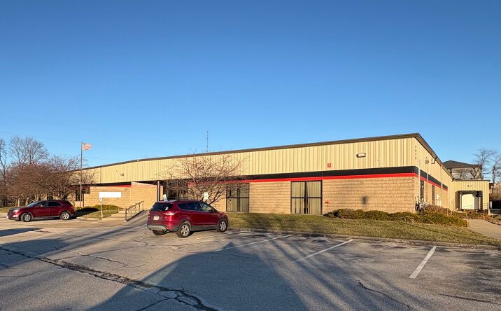 Pictures of Industrial, Office property located at 6060 Huntington Ct NE, Cedar Rapids, IA 52402 for sales - image #1