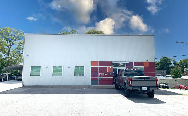 Pictures of Office property located at 2503 Eugenia Ave, Nashville, TN 37211 for sales - image #1