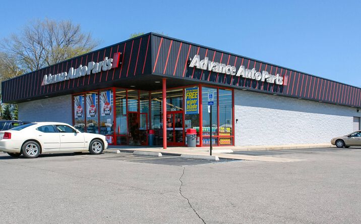 Pictures of Retail property located at 1904 N Larch St, Lansing, MI 48906 for sales - image #1