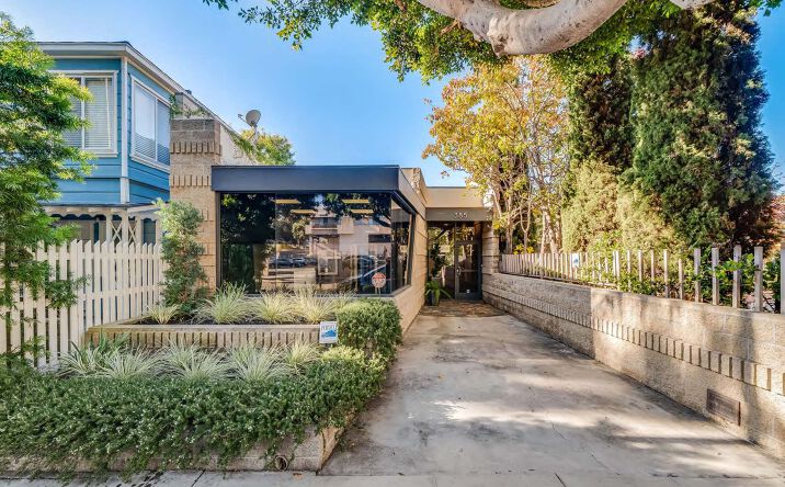 Pictures of Office property located at 385 2nd St, Laguna Beach, CA 92651 for sales - image #1