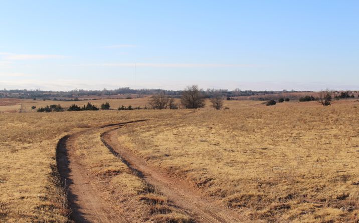 Pictures of Land, Mixed Use, Multifamily property located at 6131 Meadowlake Dr, Woodward, OK 73801 for sales - image #1