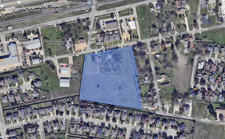 Pictures of Land property located at 101 E Austin Ave, Hutto, TX 78634 for sales - image #1