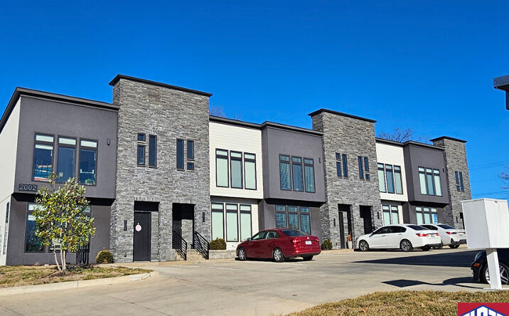 Pictures of Multifamily property located at 2002 Rashid Ct, Columbia, MO 65202 for sales - image #1