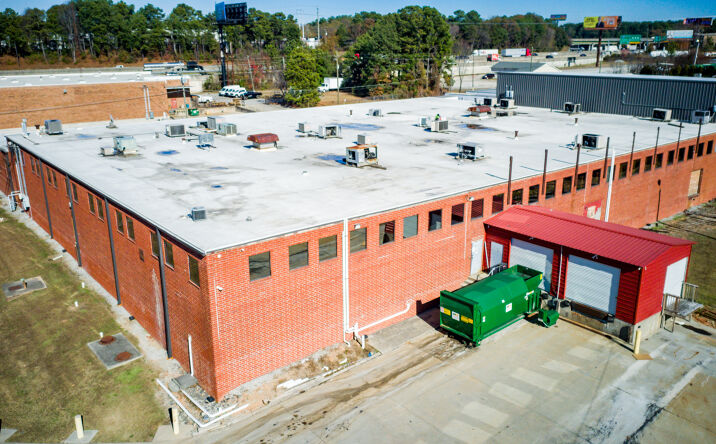 Pictures of Retail, Industrial property located at 132 Royal Dr, Forest Park, GA 30297 for sales - image #1