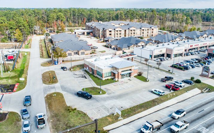 Pictures of Retail property located at 3660 Fm 1488 Road, Magnolia, TX 77354 for sales - image #1
