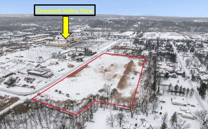 Pictures of Land property located at 5706 Heinton Rd, Valley View, OH 44125 for sales - image #1