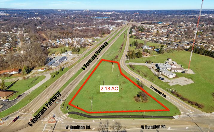 Pictures of Land property located at 240 Greenwood Ave, Bloomington, IL 61704 for sales - image #1